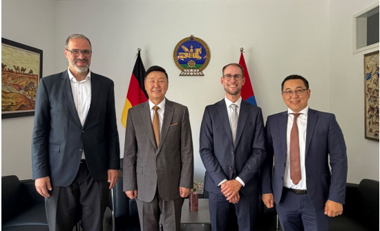 Botschafter J. Oyunbaatar empfing Vertreter der Konrad-Adenauer-Stiftung