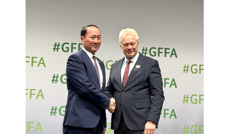 Монгол Улсын Хүнс, хөдөө аж ахуй, хөнгөн үйлдвэрийн сайд М.Бадамсүрэн Герман улсын нийслэл Берлин хотод ажиллав